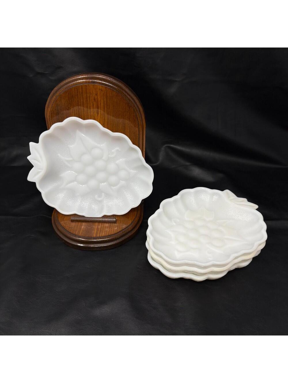 Set of 4 Vintage Hazel Atlas White Milk Glass Grape Candy Trinket Dish 5.5" x 7"